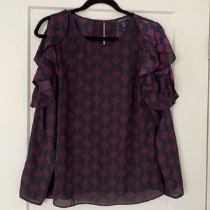 Blouse with ruffled cutout sleeve